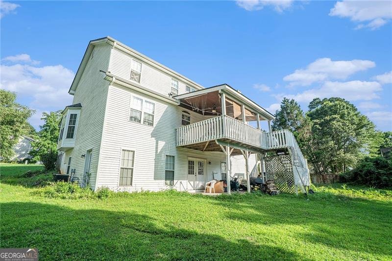 1535 Summit Pond Circle Loganville - 30