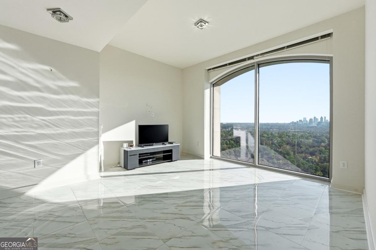 2795 Peachtree Road Atlanta - 15