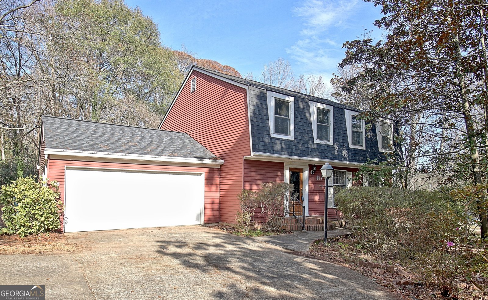 117 Hickory Drive Peachtree City - main photo