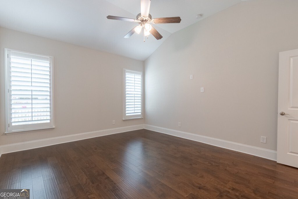 601 Cork St Woodstock - 25