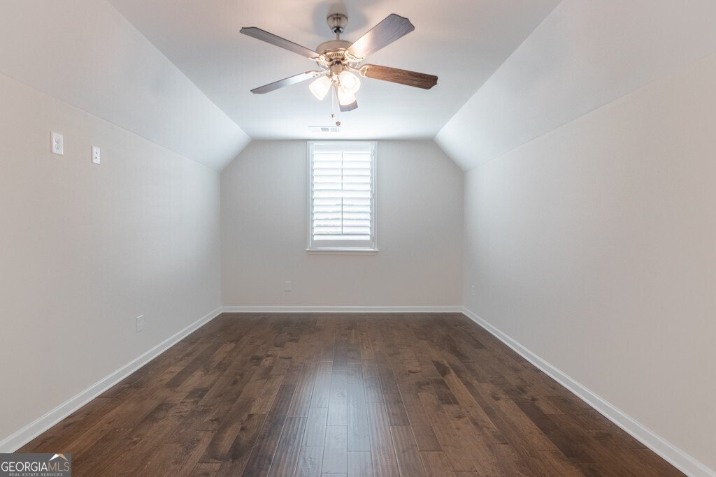 601 Cork St Woodstock - 41