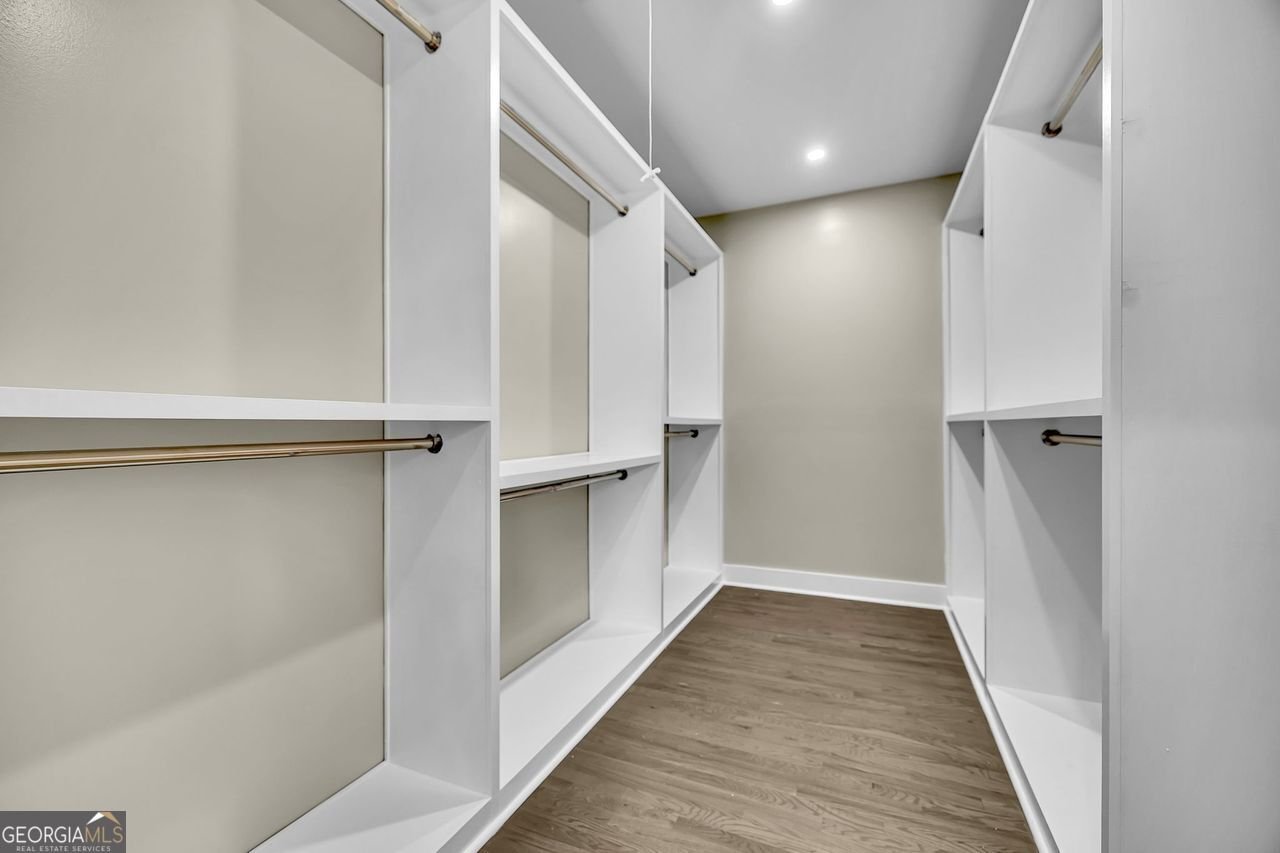 85 Lake Drive Atlanta - 28