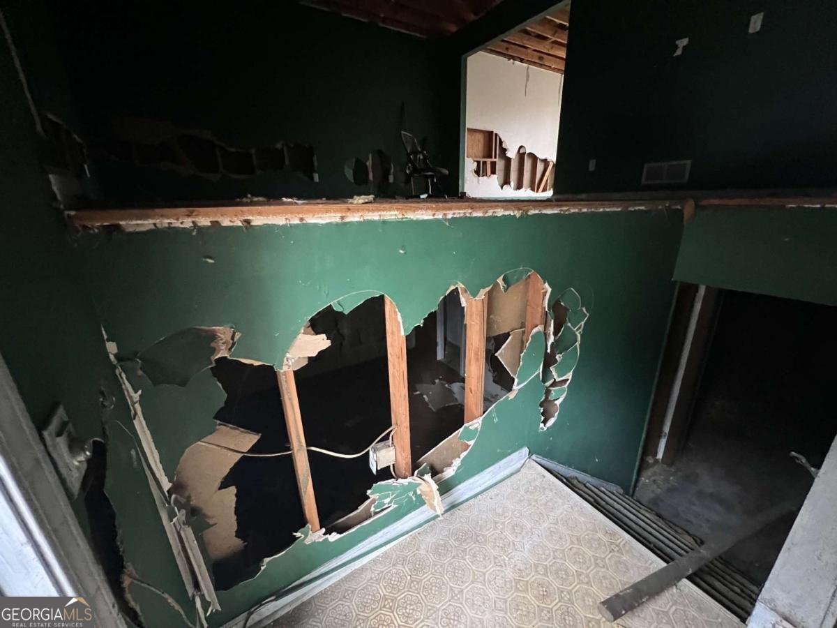 5827 Christopher Lane Lithonia - 3