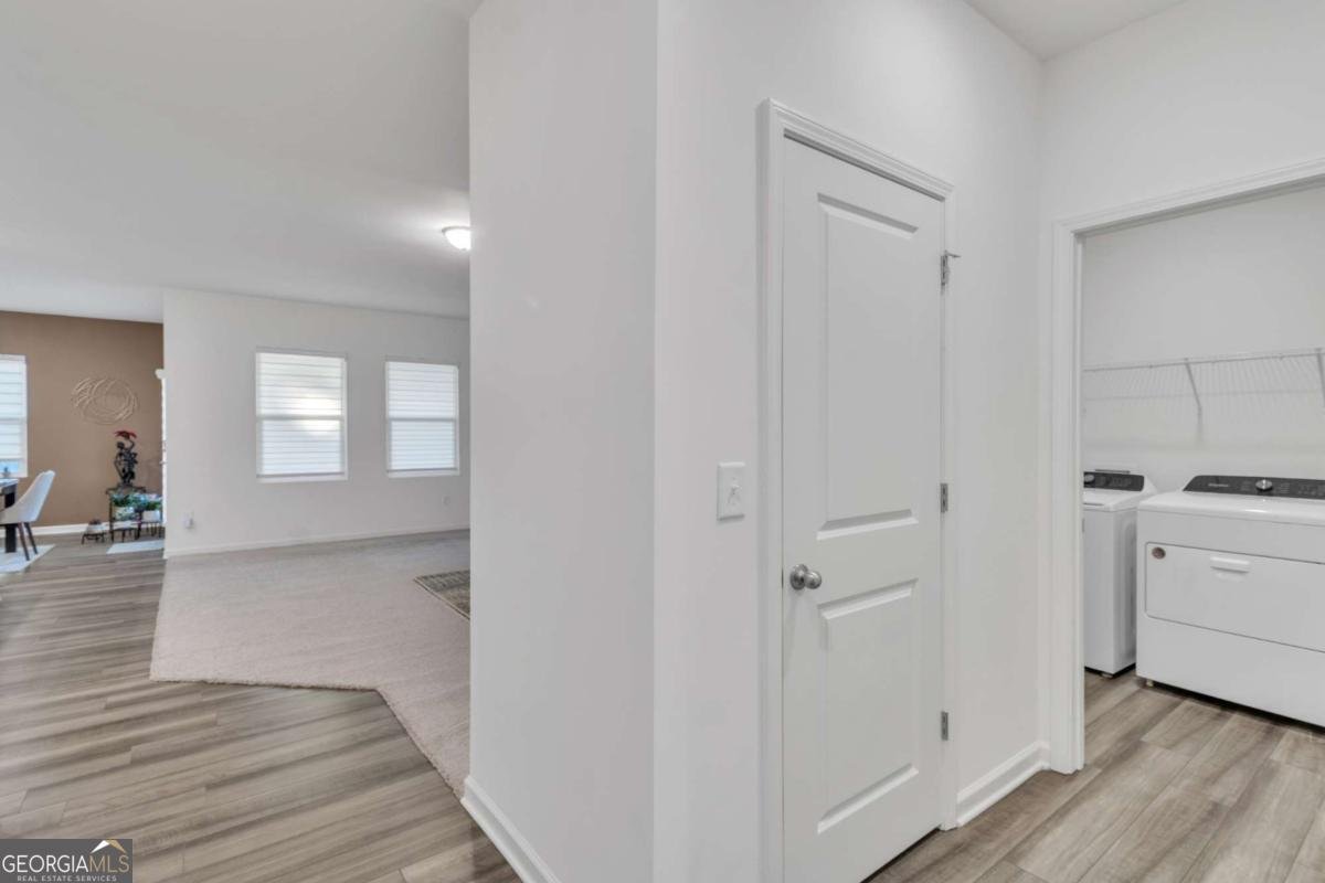 71 Carnaby Street Winder - 13