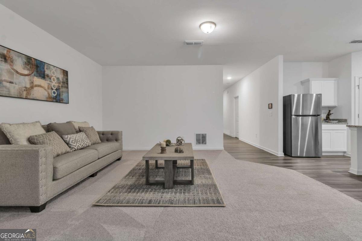 71 Carnaby Street Winder - 18