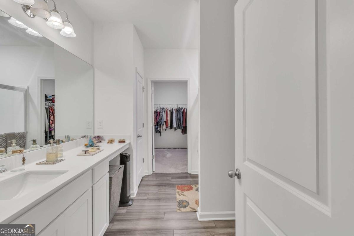 71 Carnaby Street Winder - 31