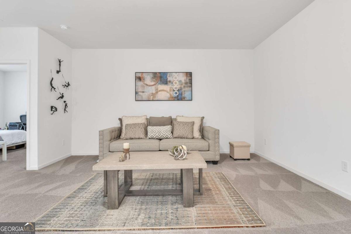 71 Carnaby Street Winder - 64