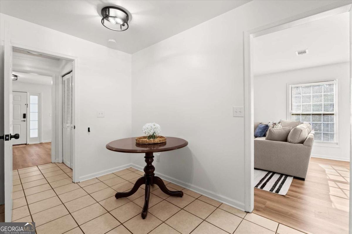 163 Willow Stream Court Roswell - 17