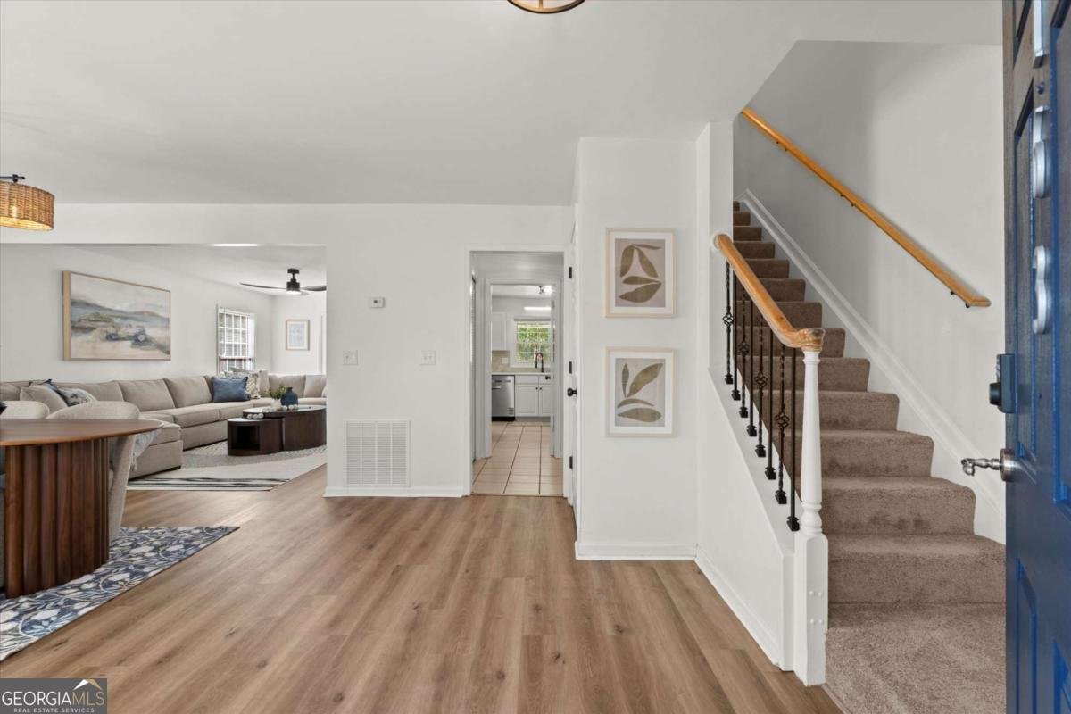 163 Willow Stream Court Roswell - 4