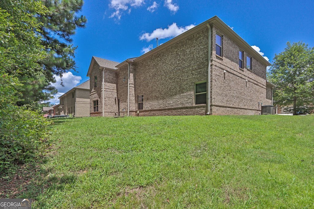 410 Live Oak Pass Loganville - 38