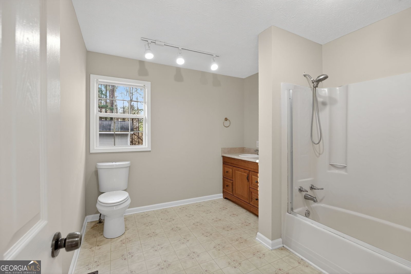 602 Mandeville Road Carrollton - 19