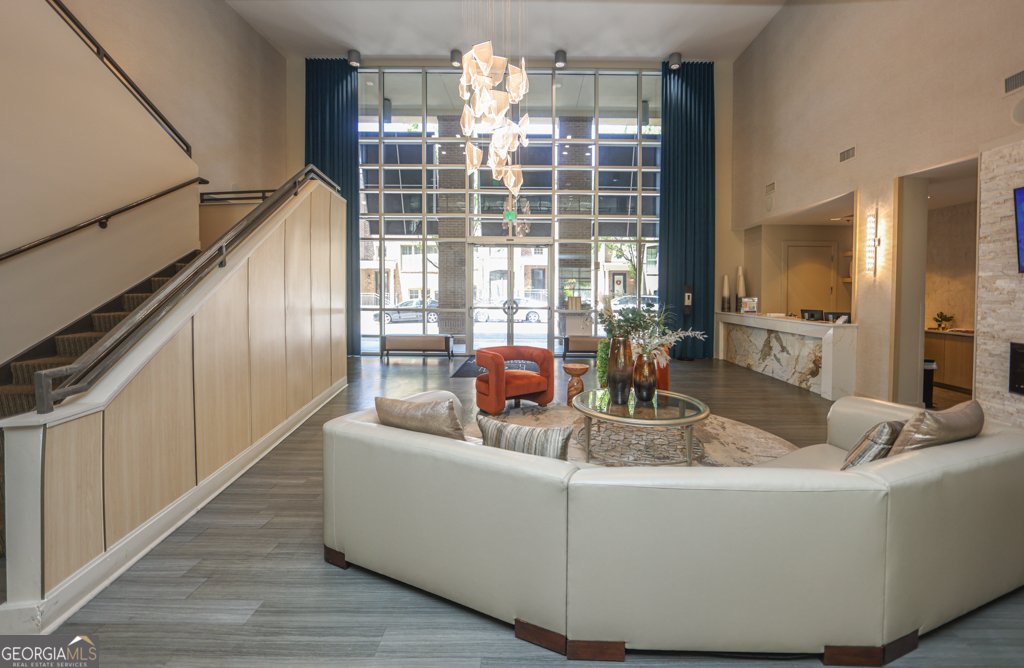 711 Cosmopolitan Drive Atlanta - 28