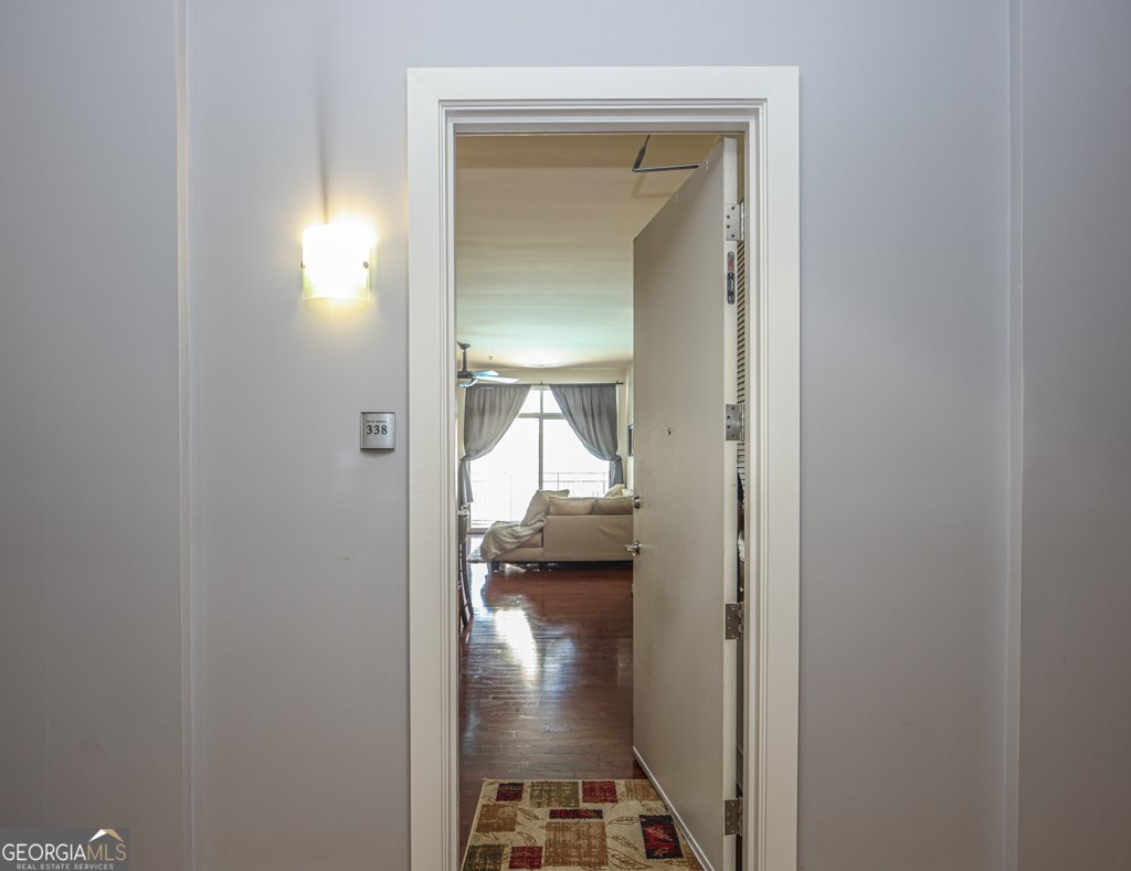 711 Cosmopolitan Drive Atlanta - 4