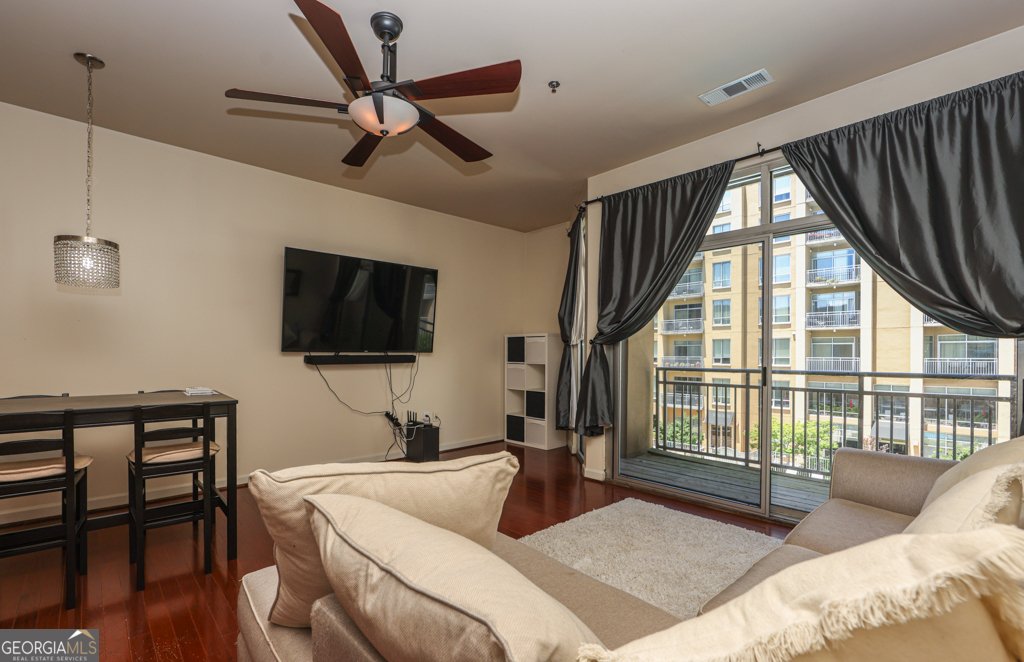 711 Cosmopolitan Drive Atlanta - 5