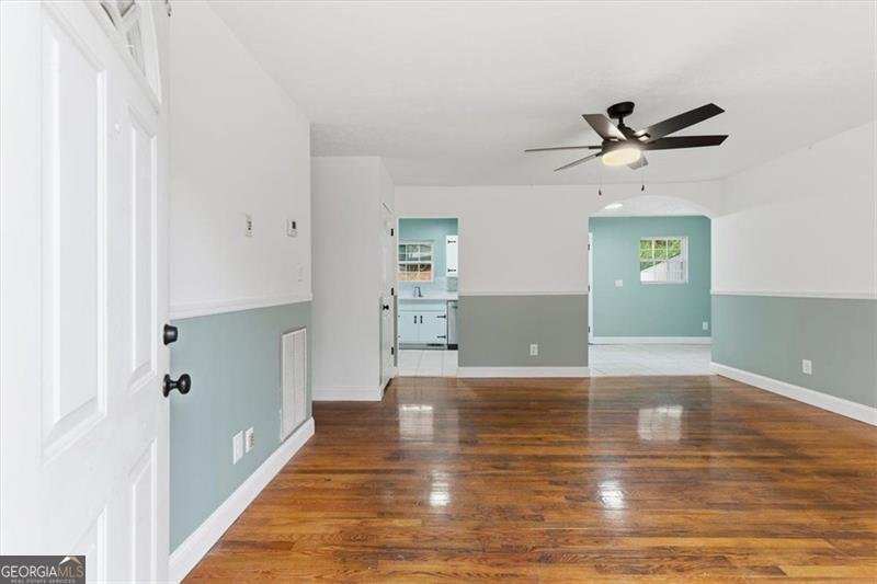 207 PARIS Drive Rome - 4