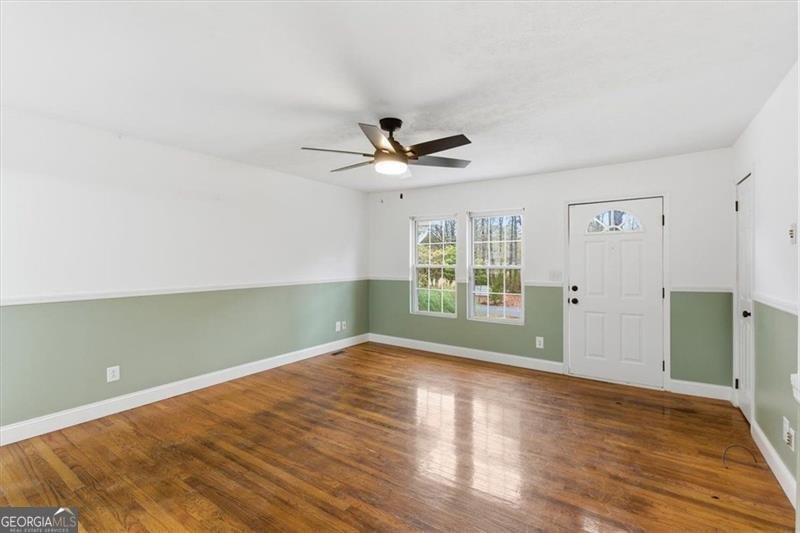 207 PARIS Drive Rome - 9