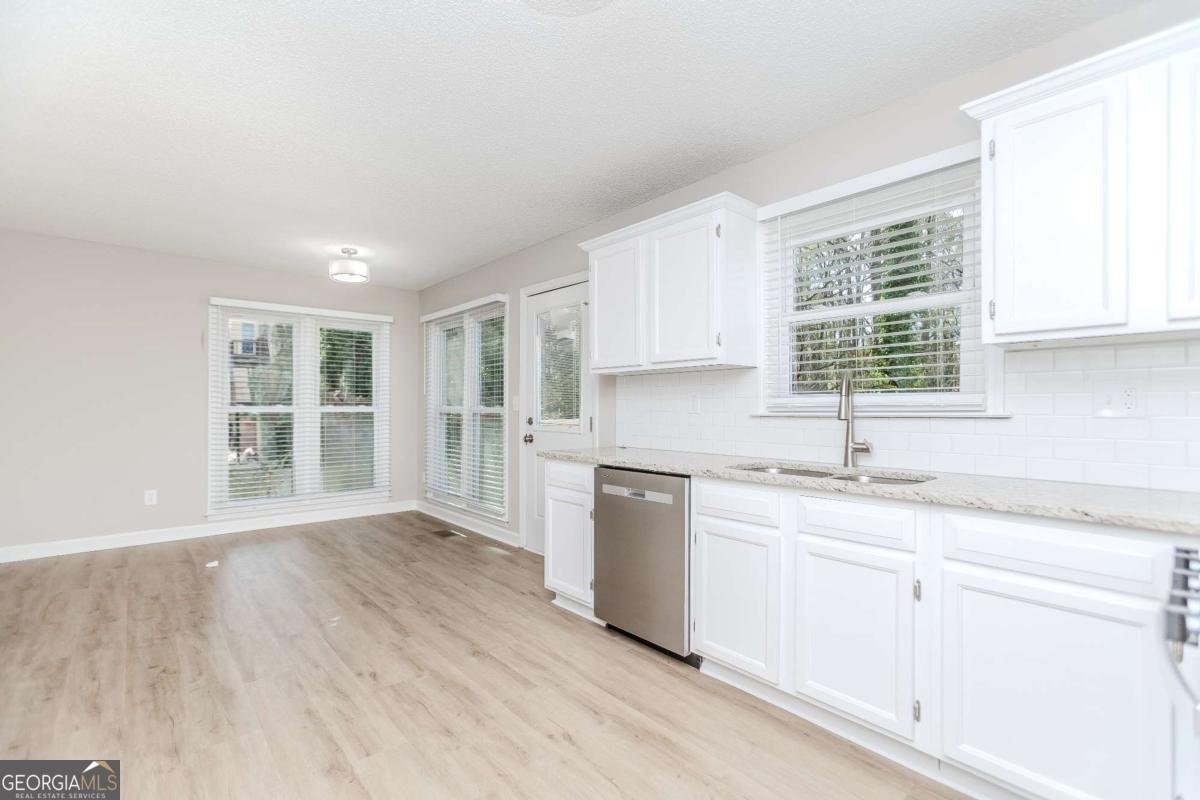 3083 Rock Creek Drive Rex - 12