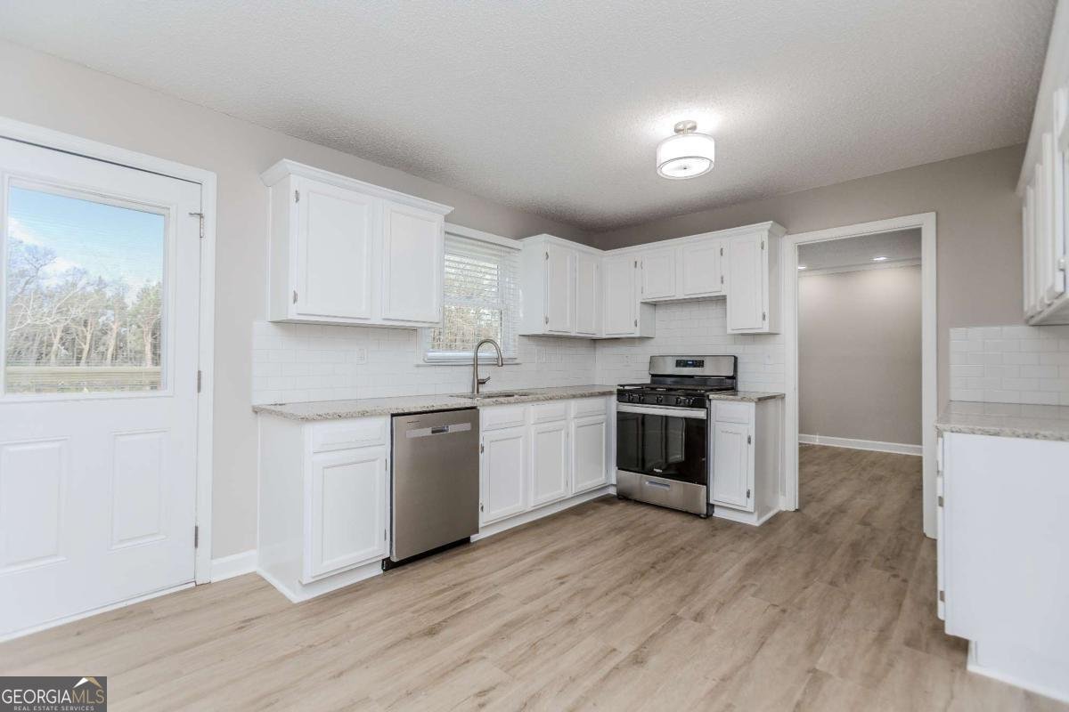 3083 Rock Creek Drive Rex - 14