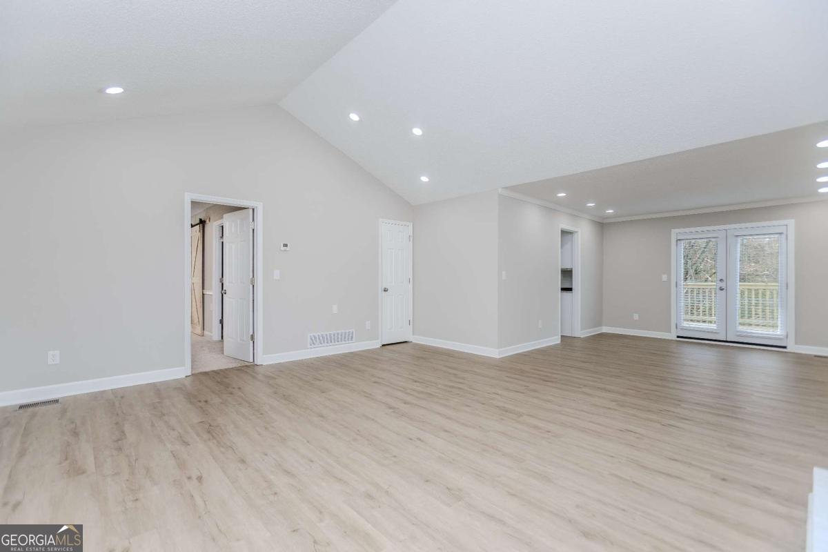 3083 Rock Creek Drive Rex - 9