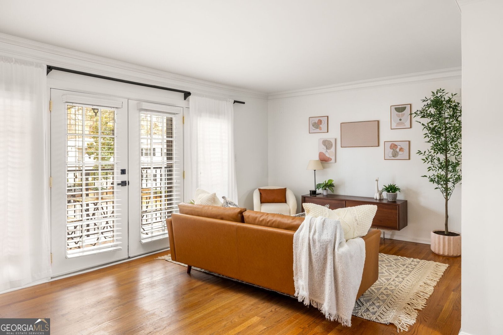 311 Peachtree Hills Avenue Atlanta - main photo