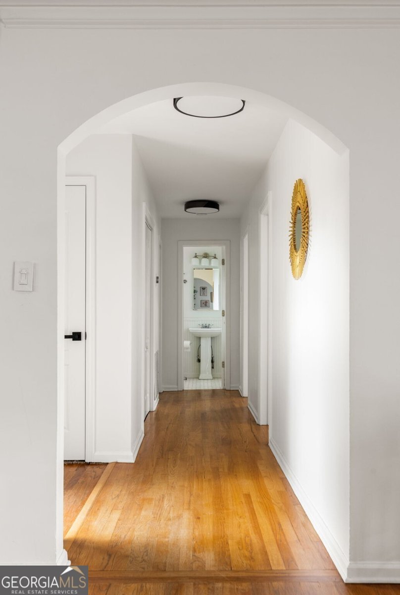 311 Peachtree Hills Avenue Atlanta - 16