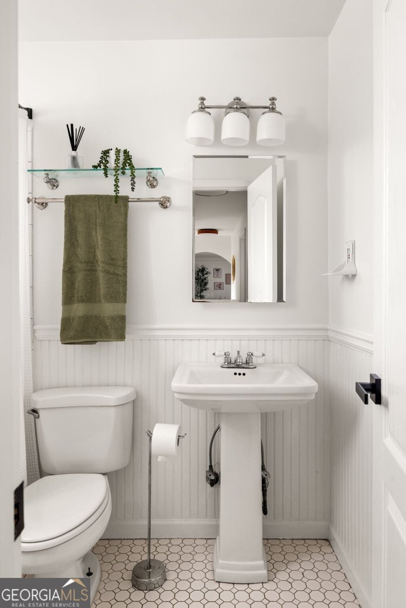 311 Peachtree Hills Avenue Atlanta - 23