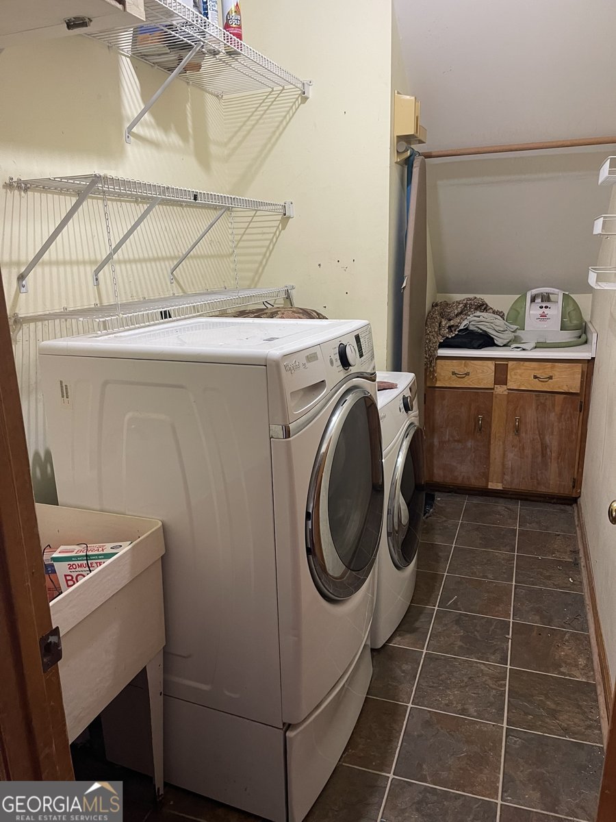 210 Lang Drive Fayetteville - 16