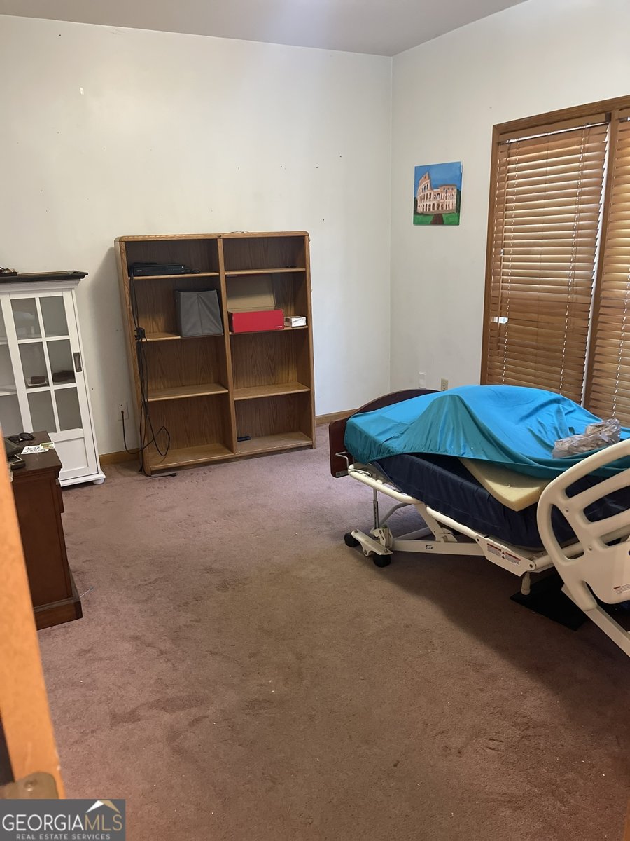 210 Lang Drive Fayetteville - 18