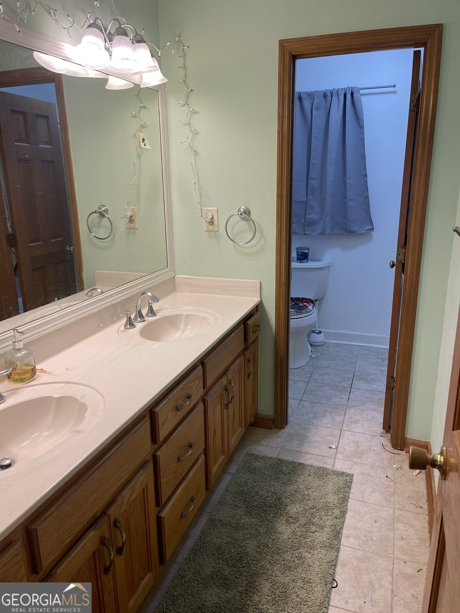 210 Lang Drive Fayetteville - 21