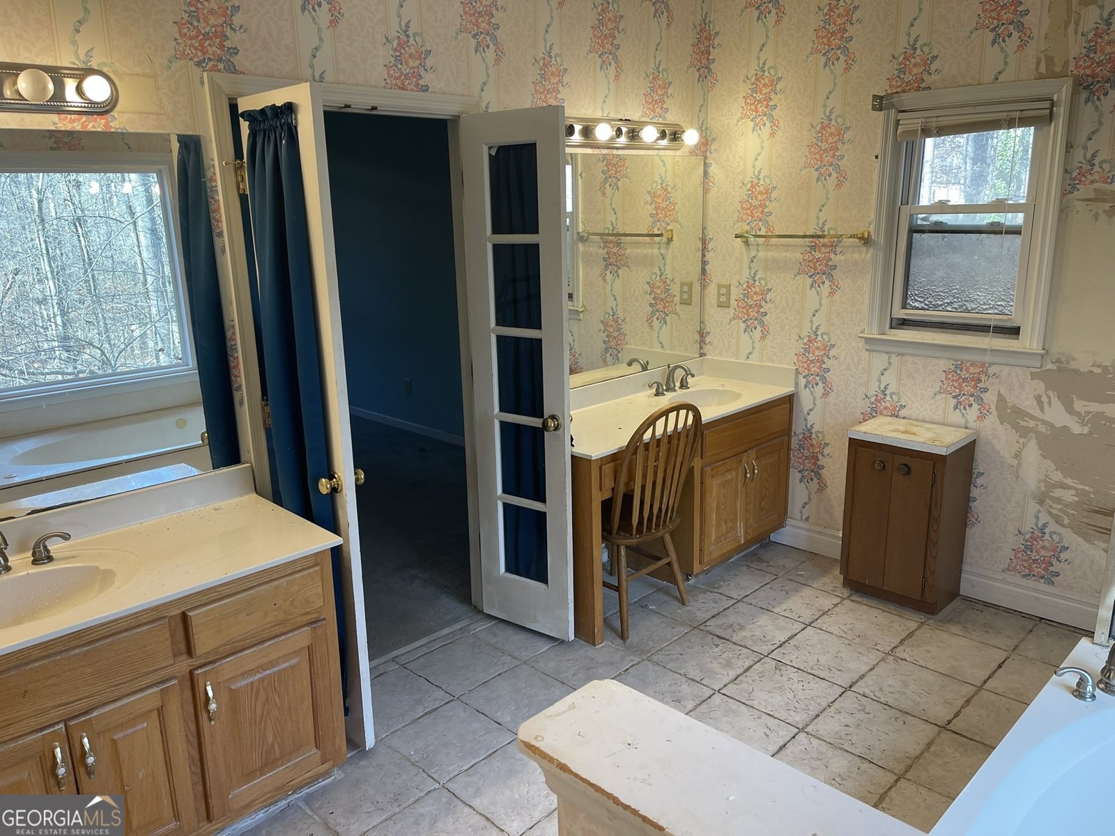 210 Lang Drive Fayetteville - 24