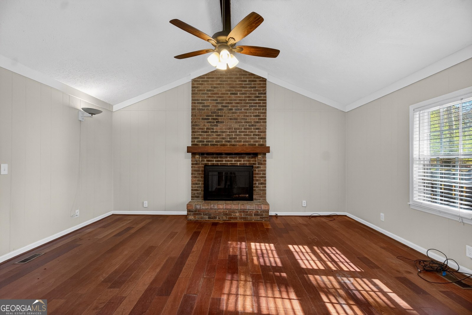 106 Beaver Run Lagrange - 12