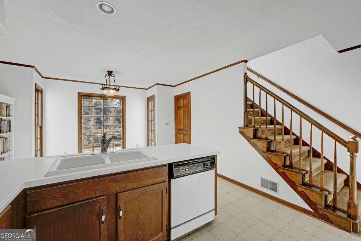 1494 Oak Springs Drive Marietta - 13