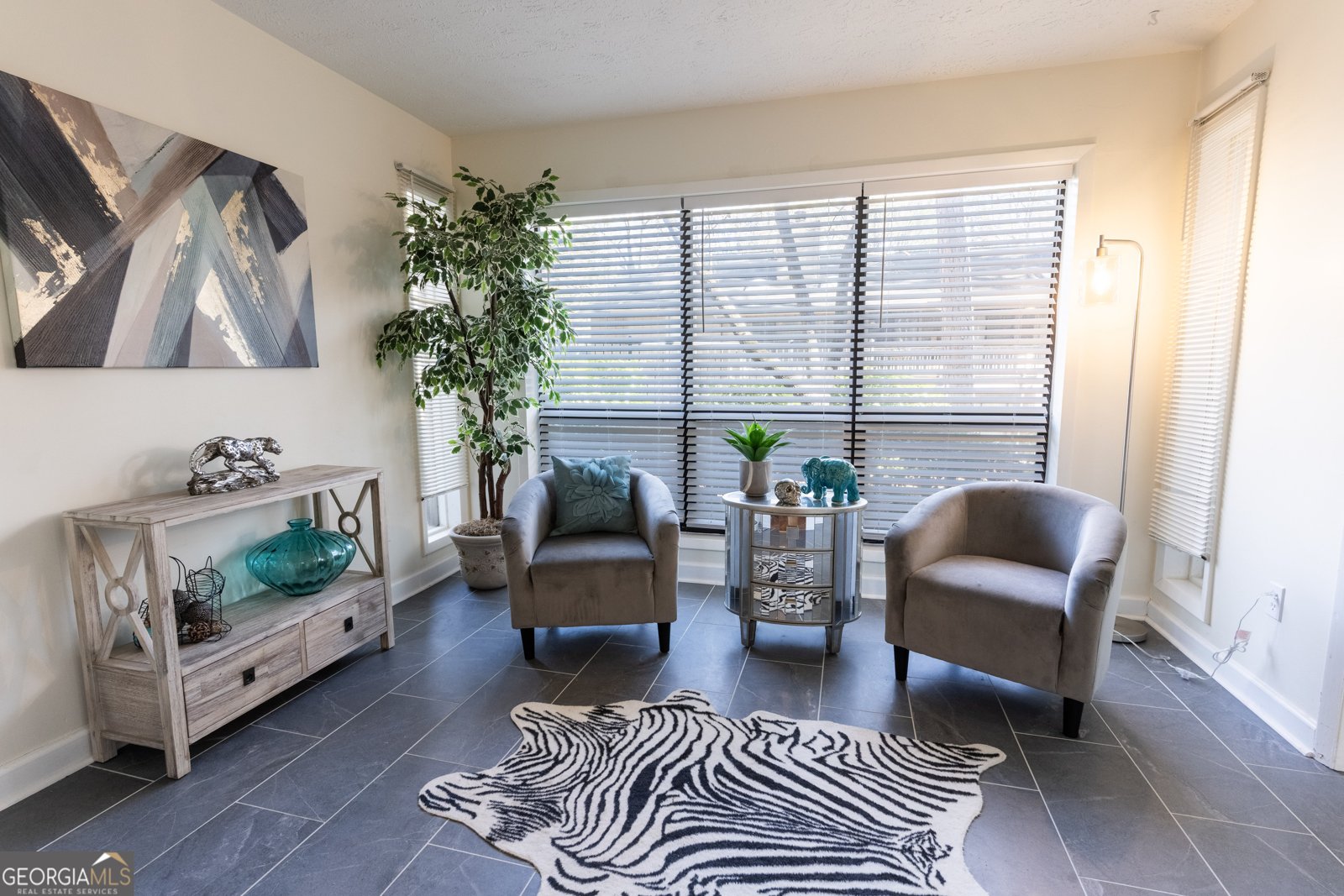 8740 ROSWELL Road Sandy Springs - main photo