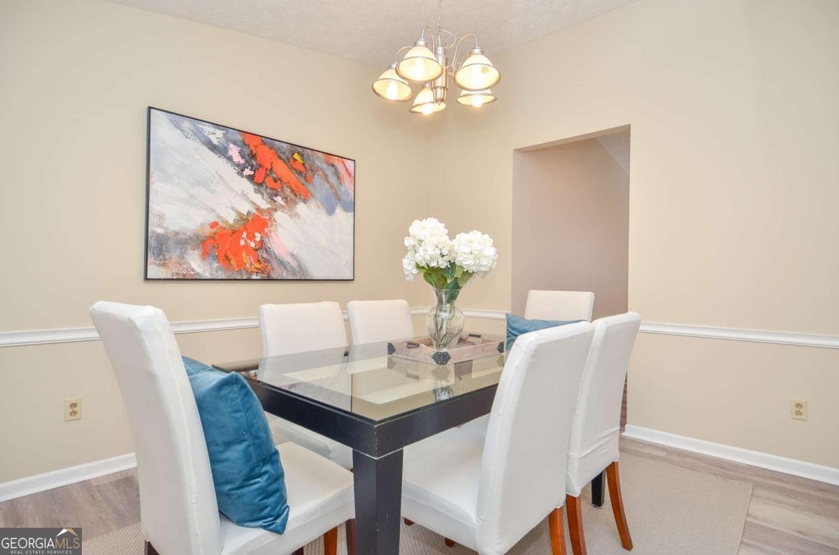 3173 Falconhurst Drive Lilburn - 8