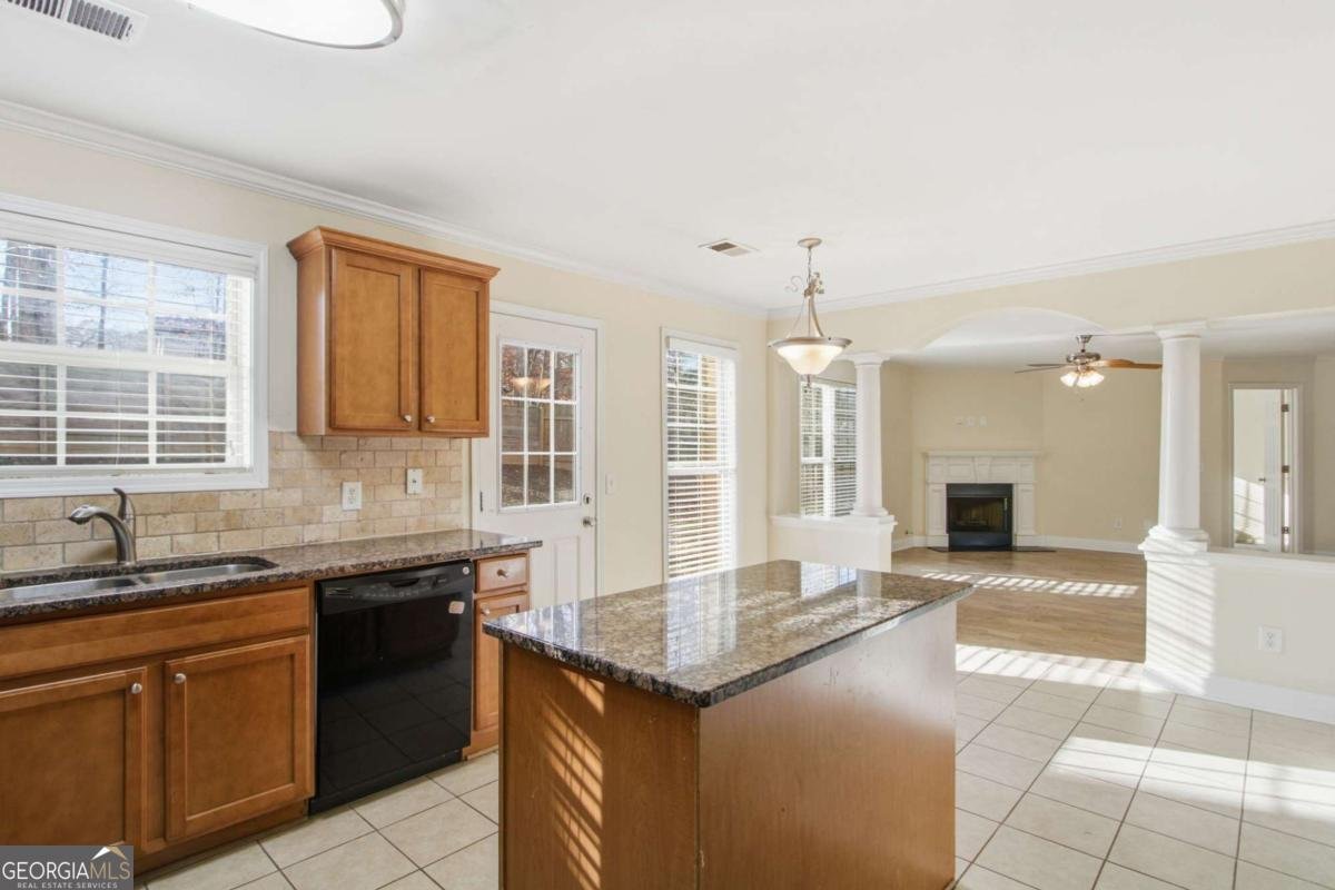 478 Commons Park Lane Tucker - 22