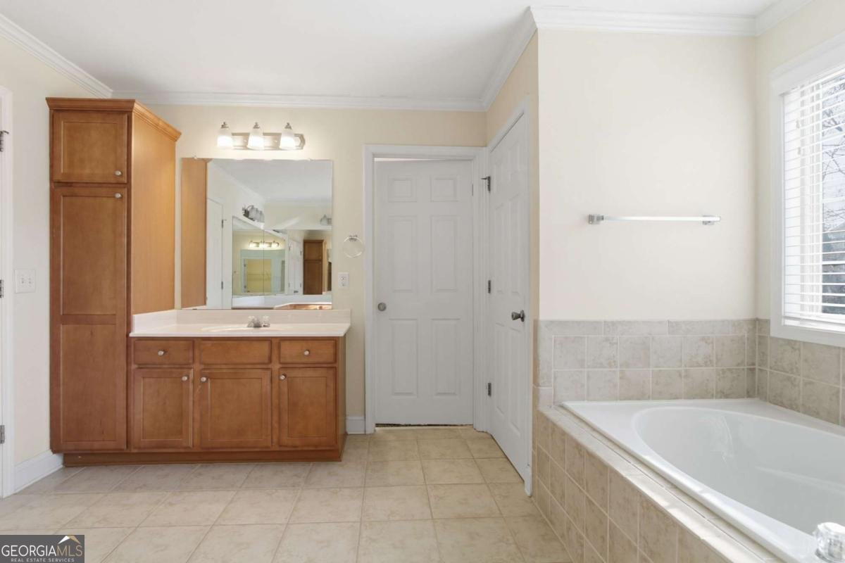 478 Commons Park Lane Tucker - 40