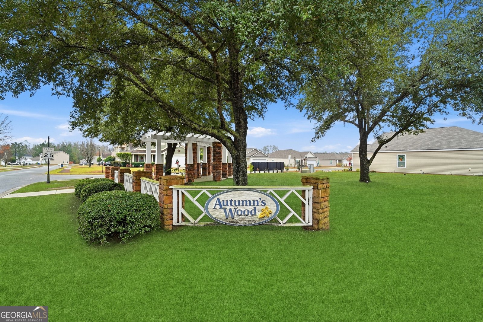 1067 Autumns Wood Circle Brunswick - 23