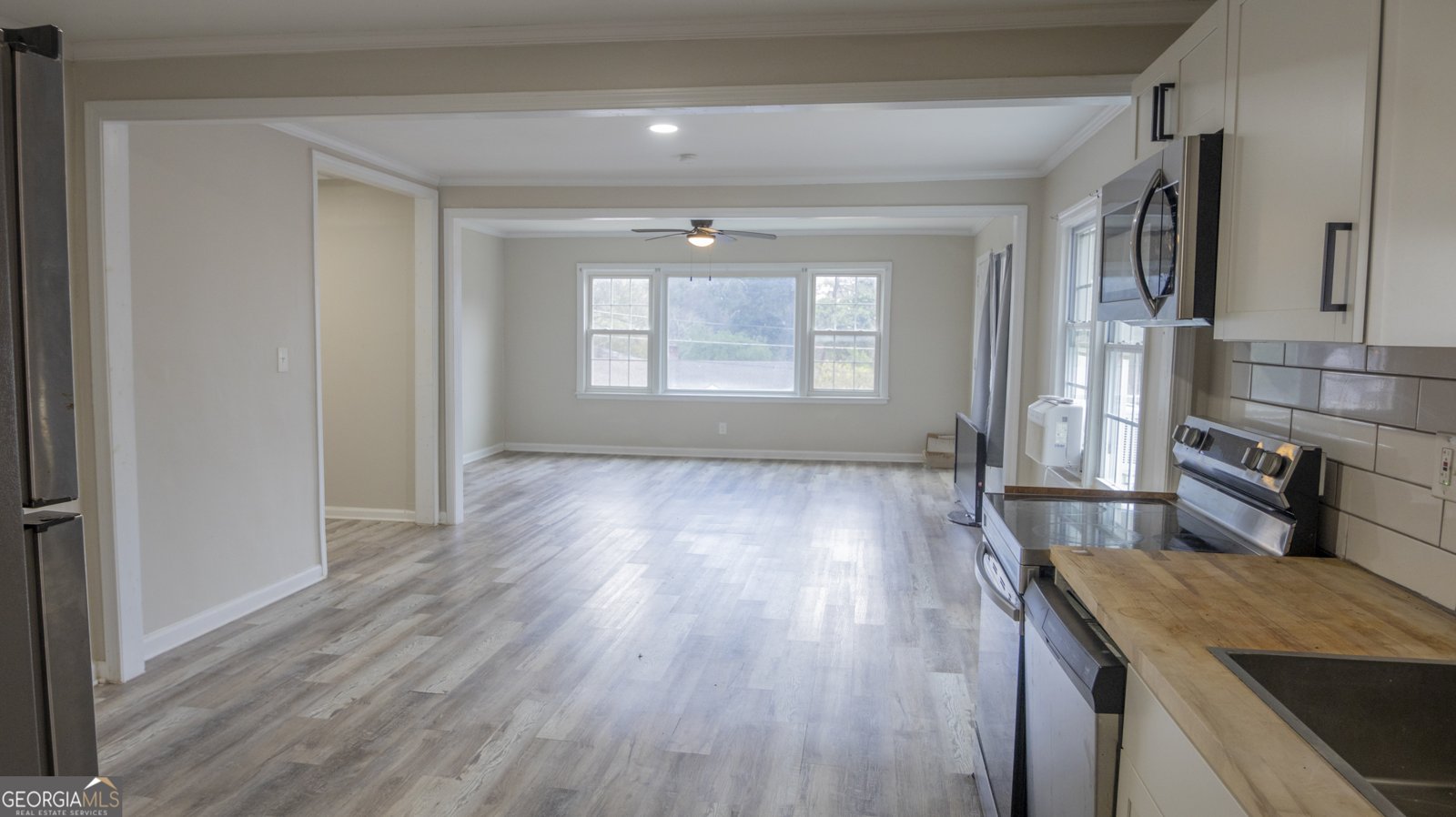 2541 Jewel Street East Point - 10