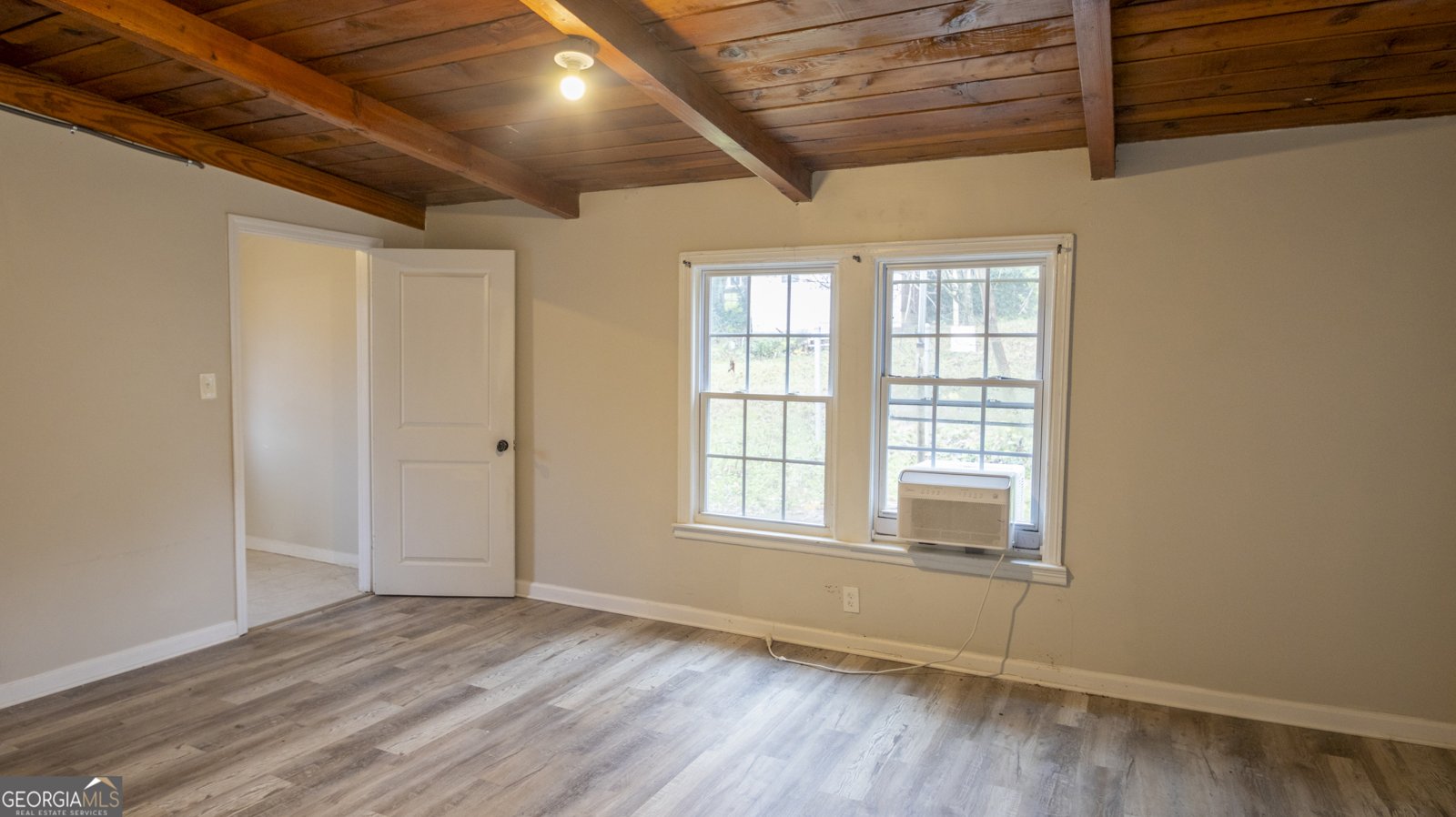 2541 Jewel Street East Point - 14