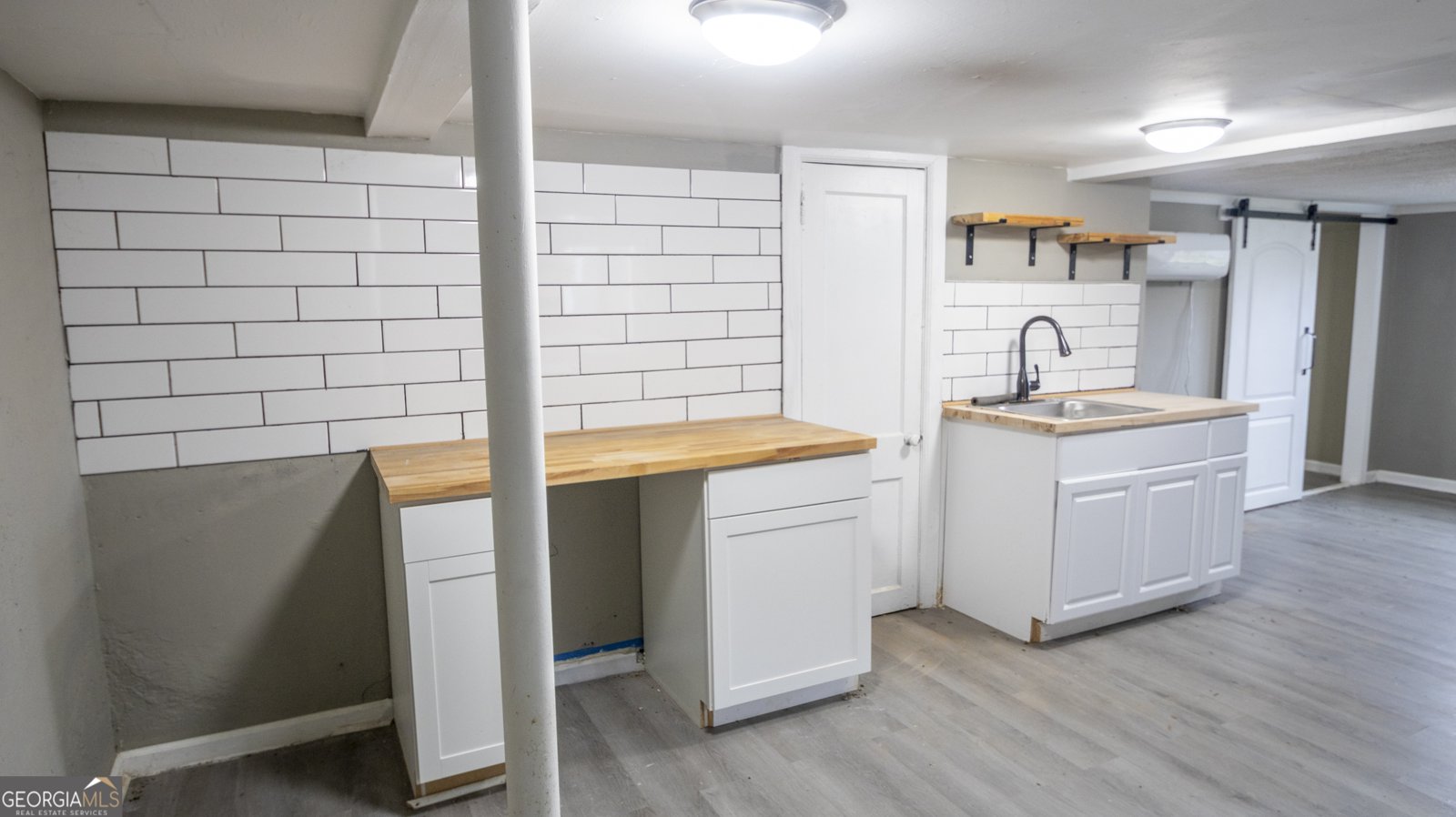 2541 Jewel Street East Point - 29