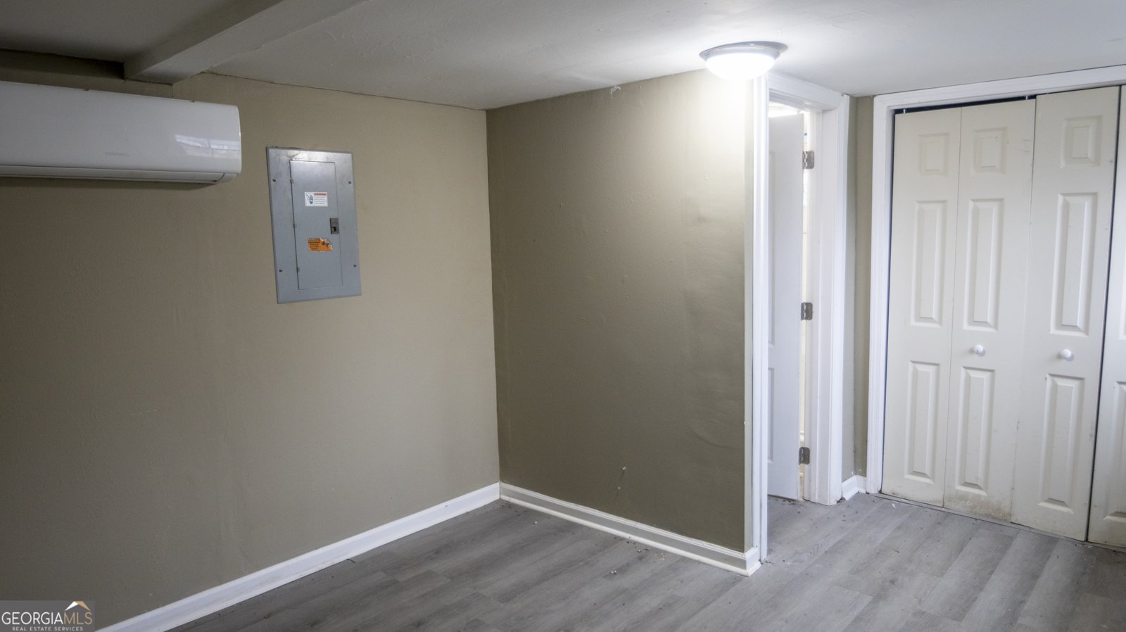 2541 Jewel Street East Point - 31