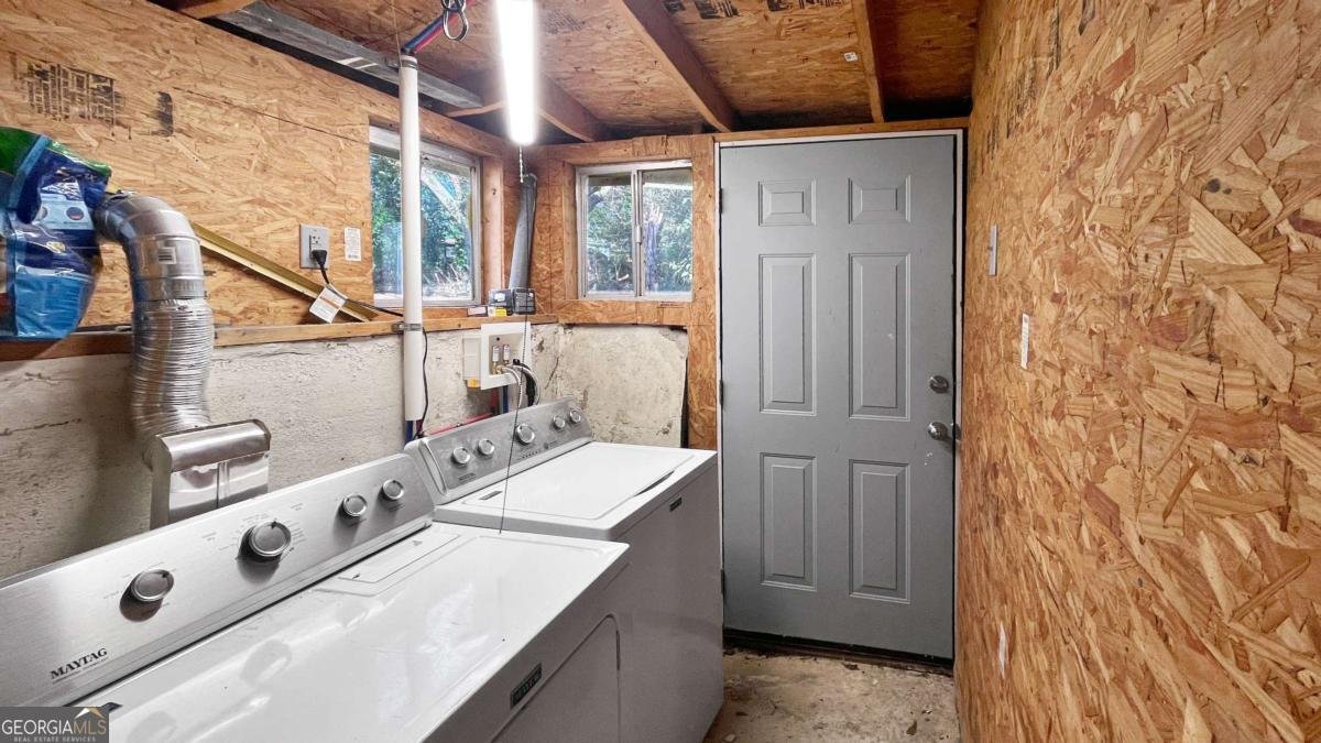 277 Evans Street Athens - 11