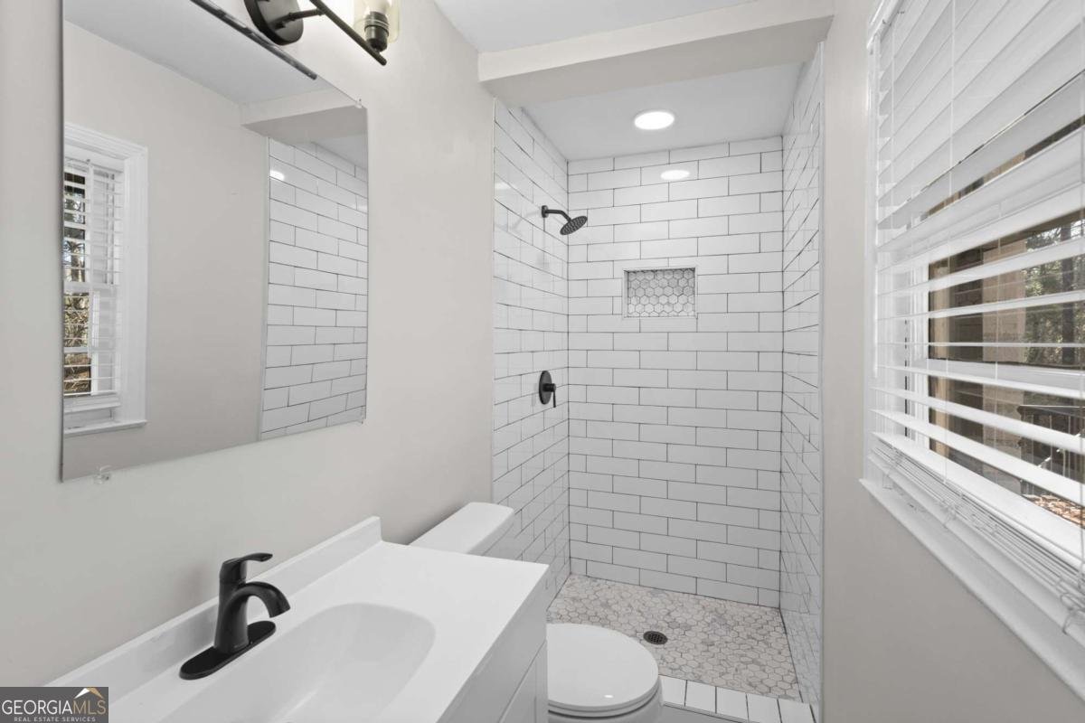 3110 Rollingwood Lane Atlanta - 3