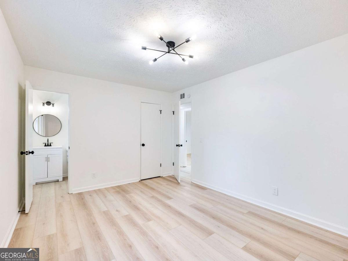 930 Woodbridge Drive Conyers - 26