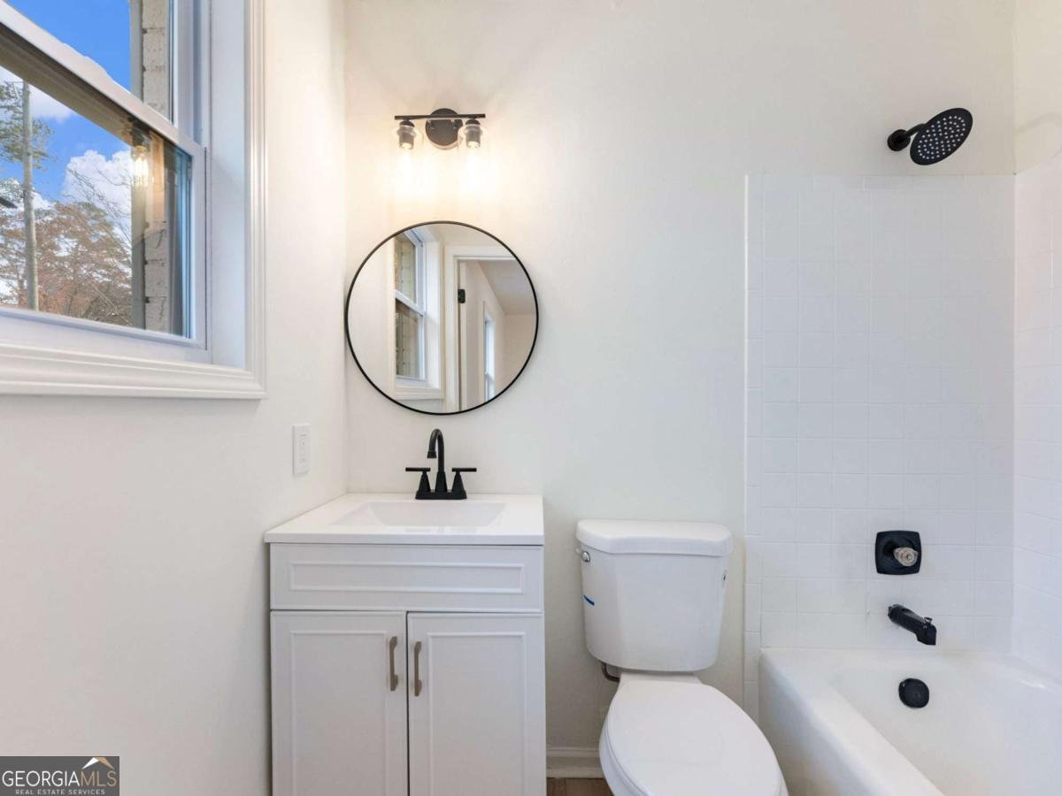 930 Woodbridge Drive Conyers - 27