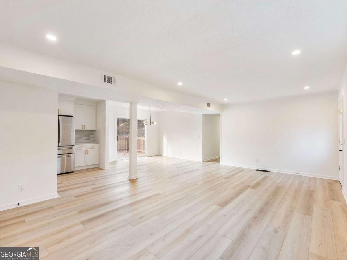 930 Woodbridge Drive Conyers - 8