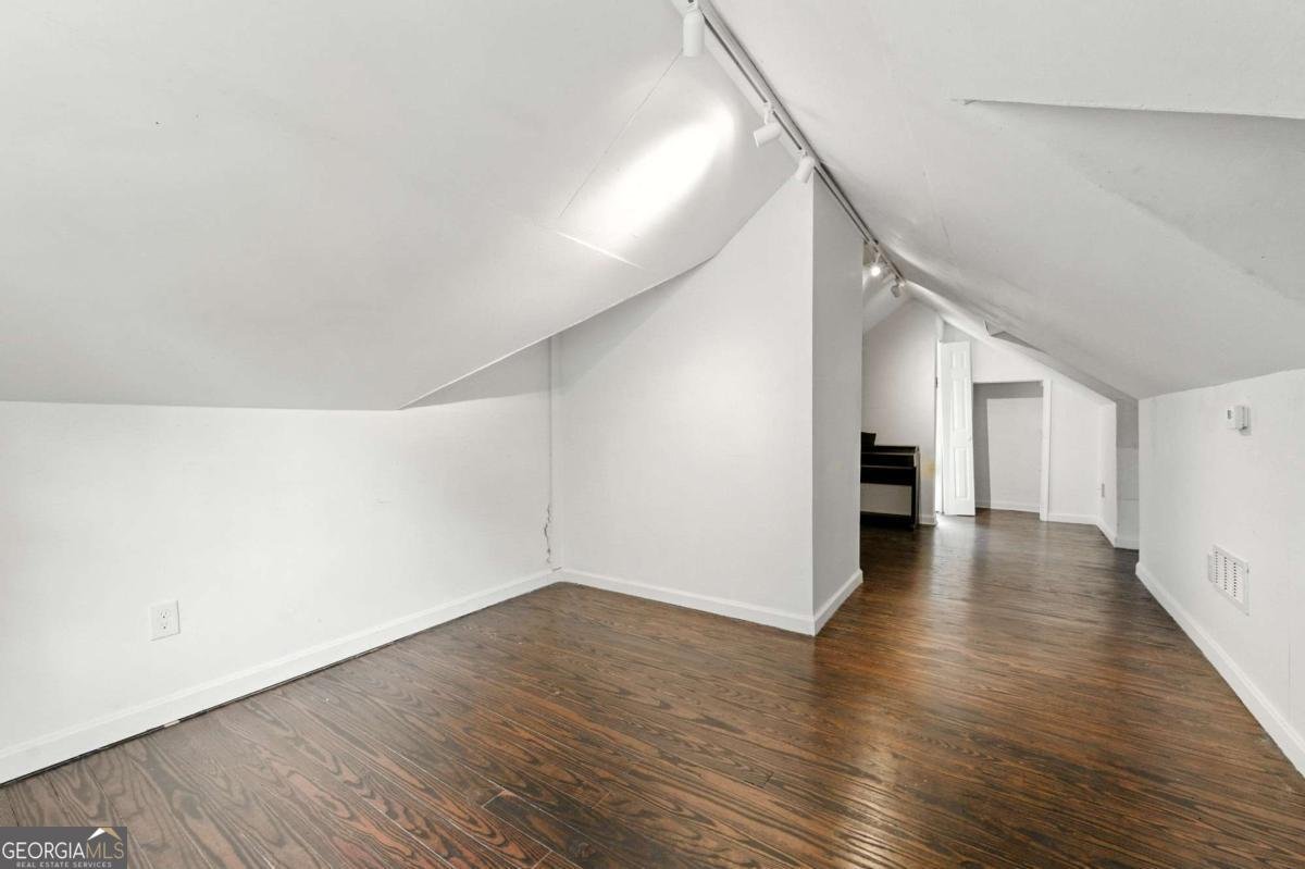 1821 AVON Avenue Atlanta - 38