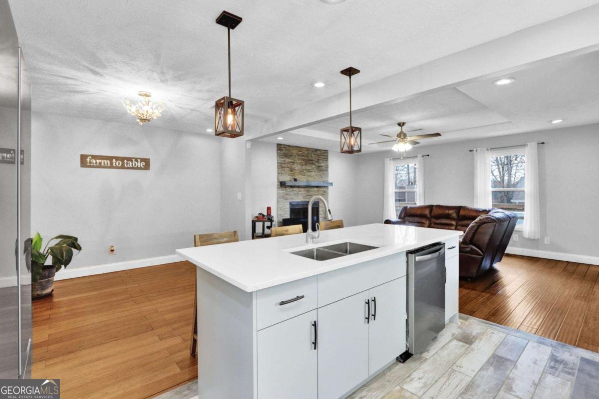 700 Pepperwood Trl Stone Mountain - 18