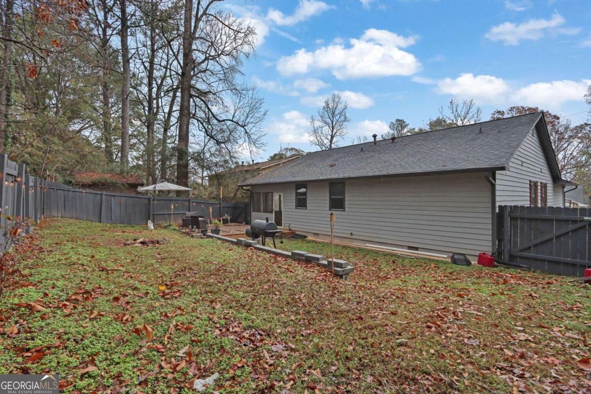 700 Pepperwood Trl Stone Mountain - 34