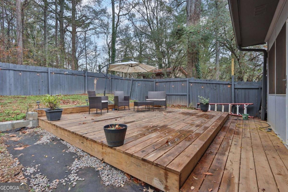 700 Pepperwood Trl Stone Mountain - 36